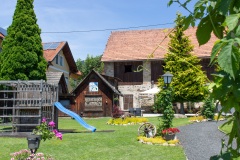 glijbaanspeelhuisje